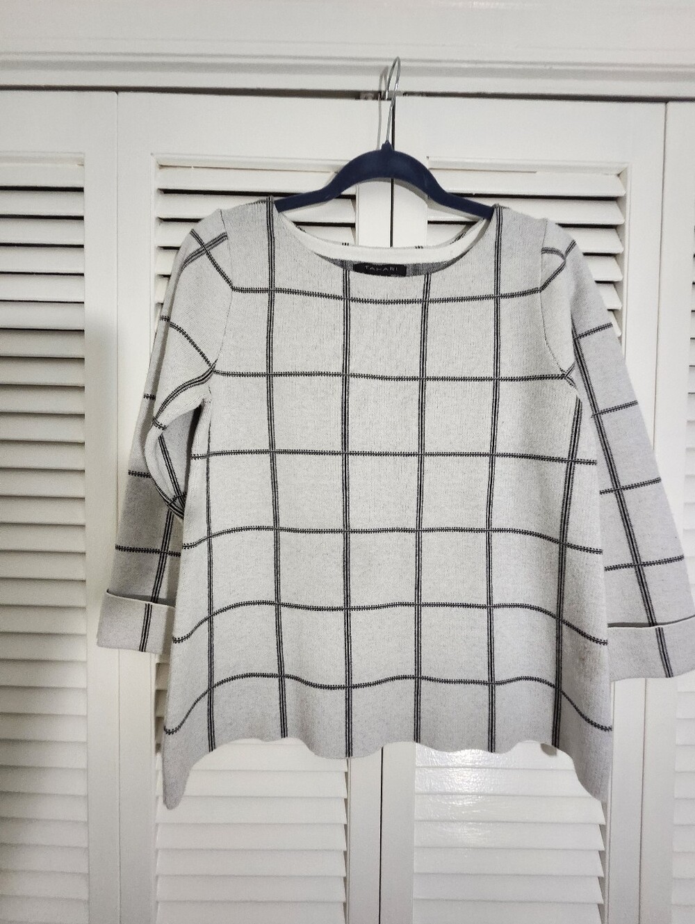 Tahari Gray Windowpane Knit Sweater - Light Gray